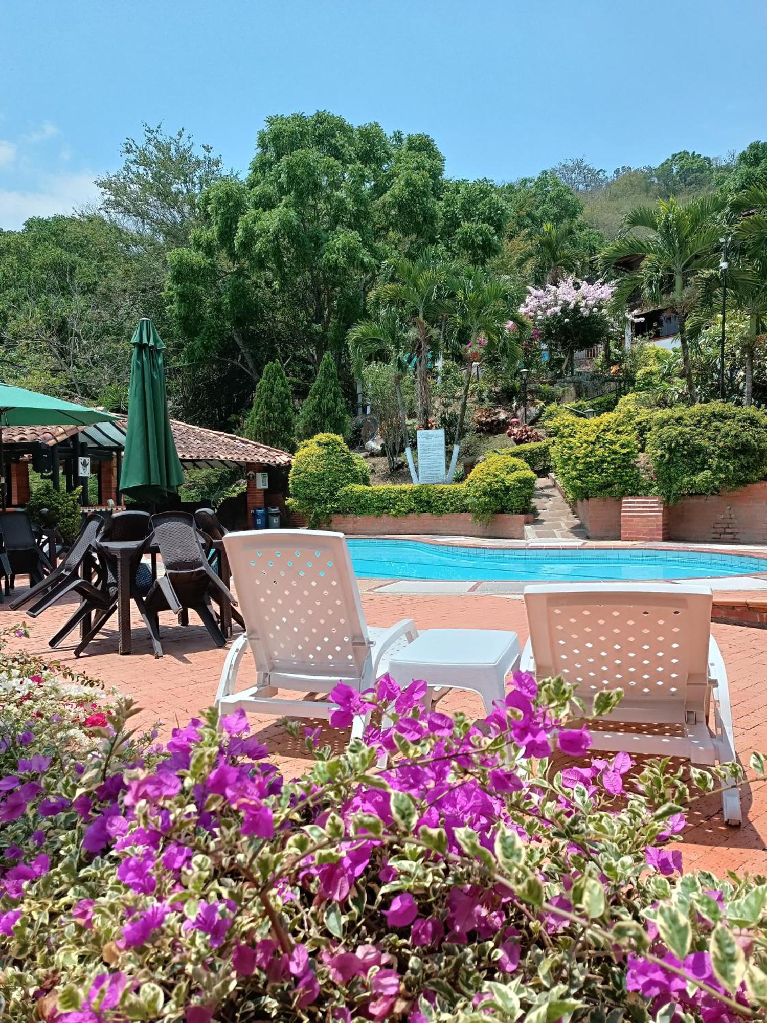 Hotel Campestre Casona Del Camino Real San Gil Dış mekan fotoğraf