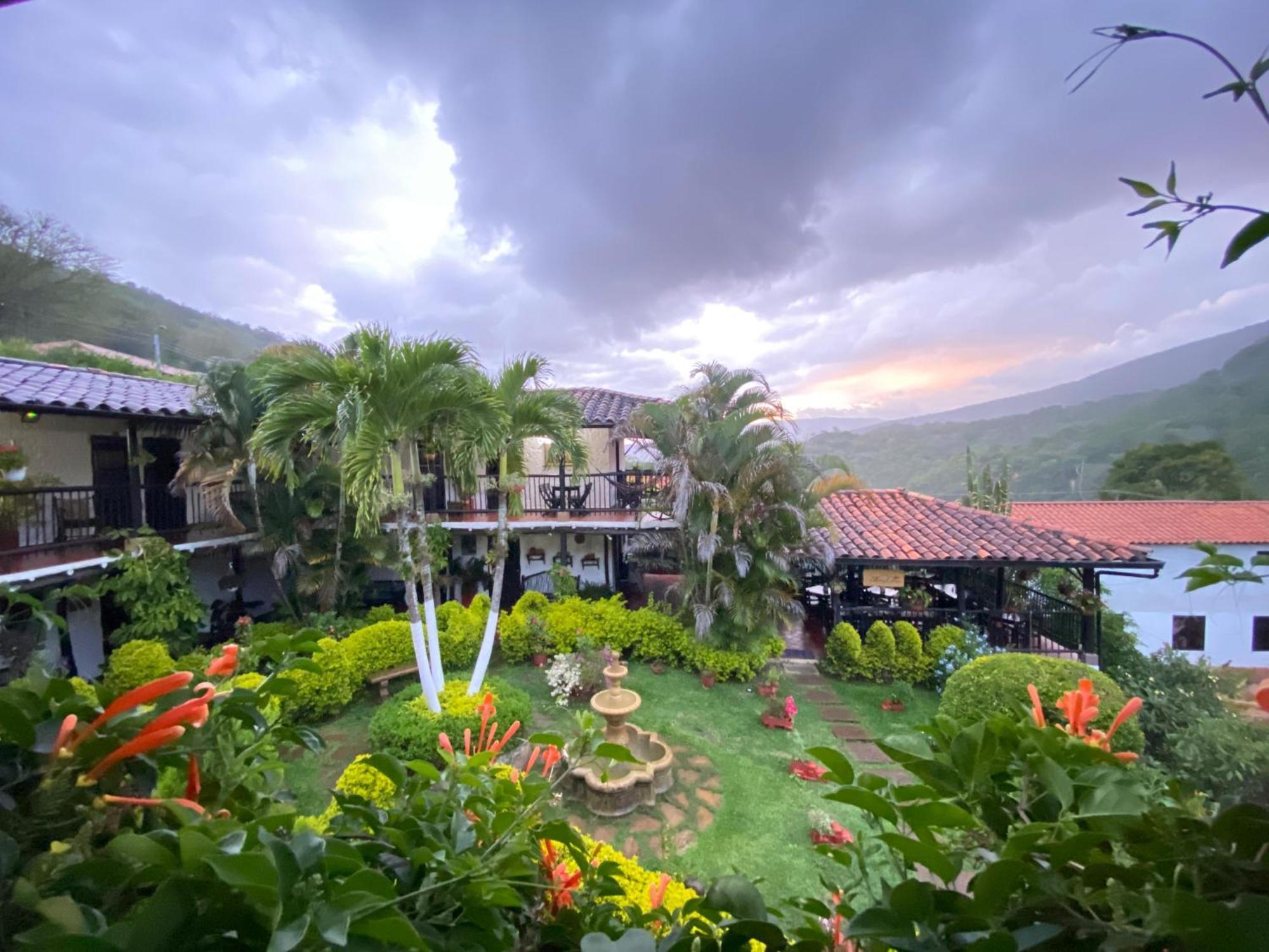 Hotel Campestre Casona Del Camino Real San Gil Dış mekan fotoğraf